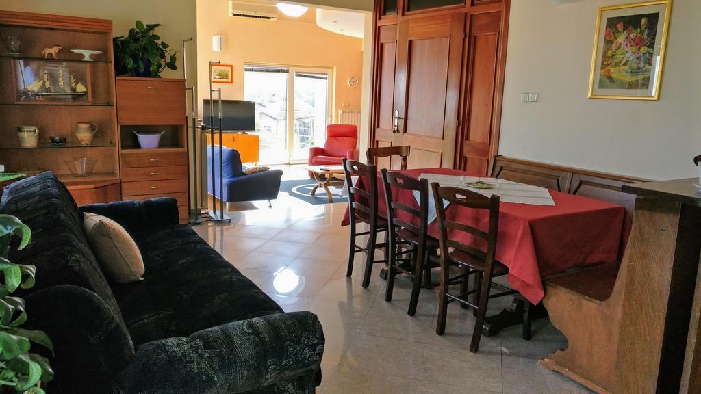 Apartments Bellavista Матулі Екстер'єр фото